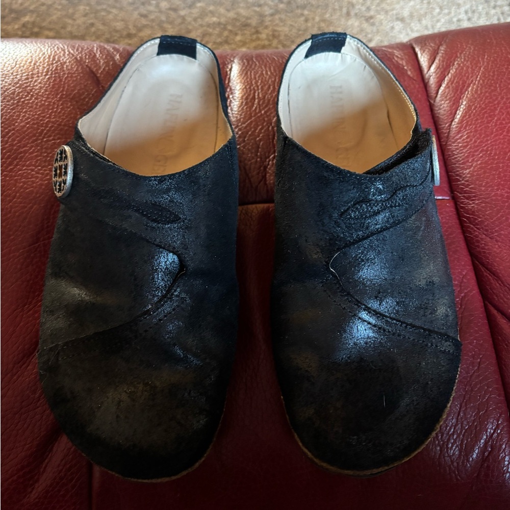 Haflinger 40 Black Lightly Worn